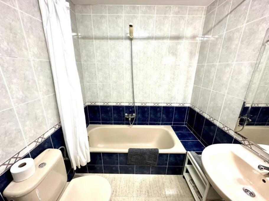 Three Bedroom Apartment, Prime Javea Location Buitenkant foto